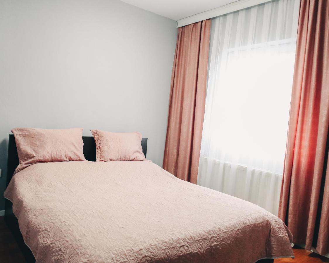 Parta Apartment 普里什蒂纳 外观 照片